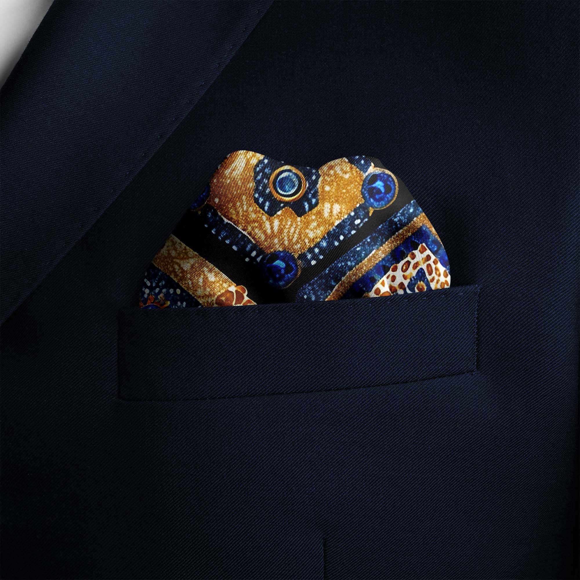 GEOMETRIC ETHNIC SILK POCKET SQUARE GEOMETRIC ETHNIC SILK POCKET SQUARE