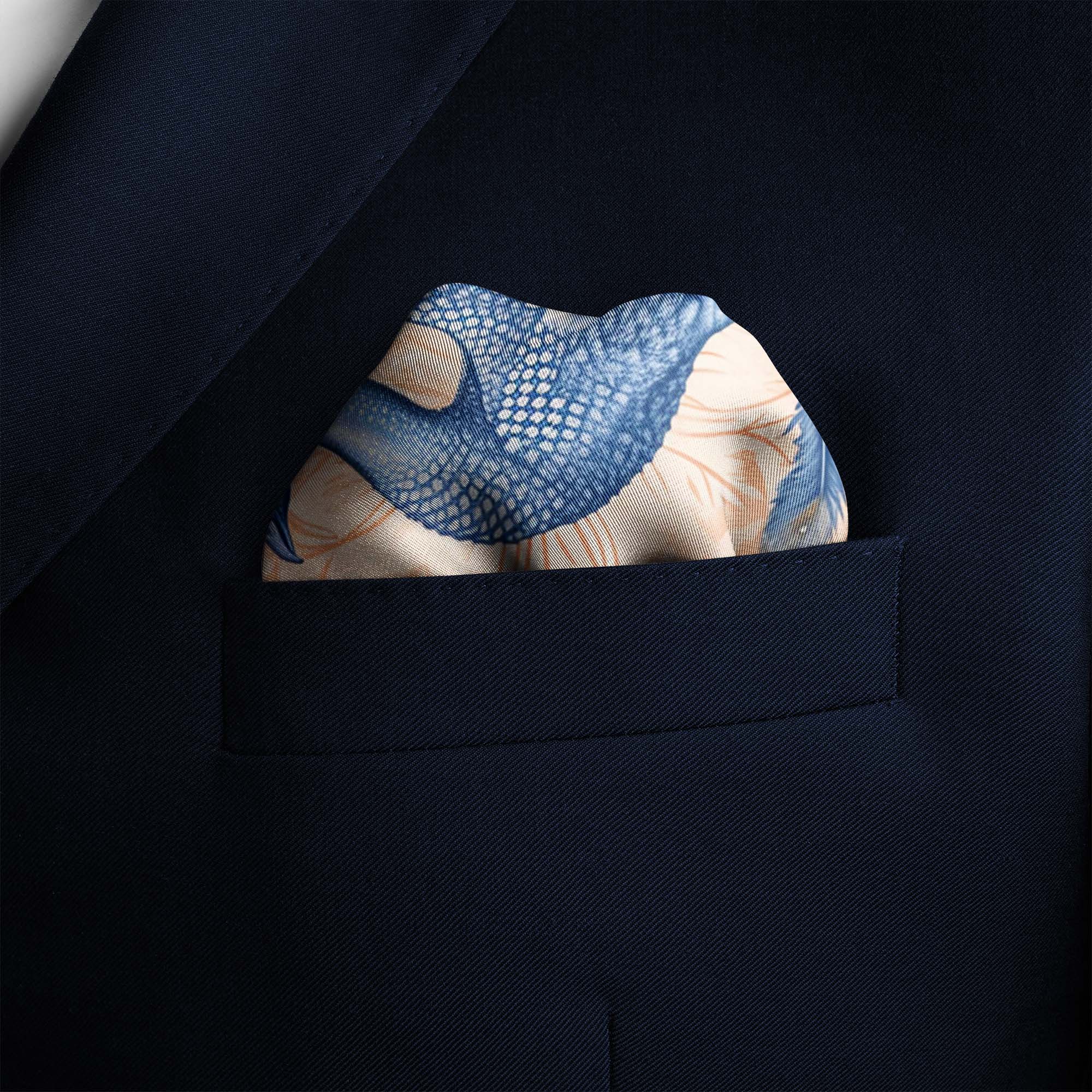 LUXURY CHINOISERIE SILK POCKET SQUARE LUXURY CHINOISERIE SILK POCKET SQUARE