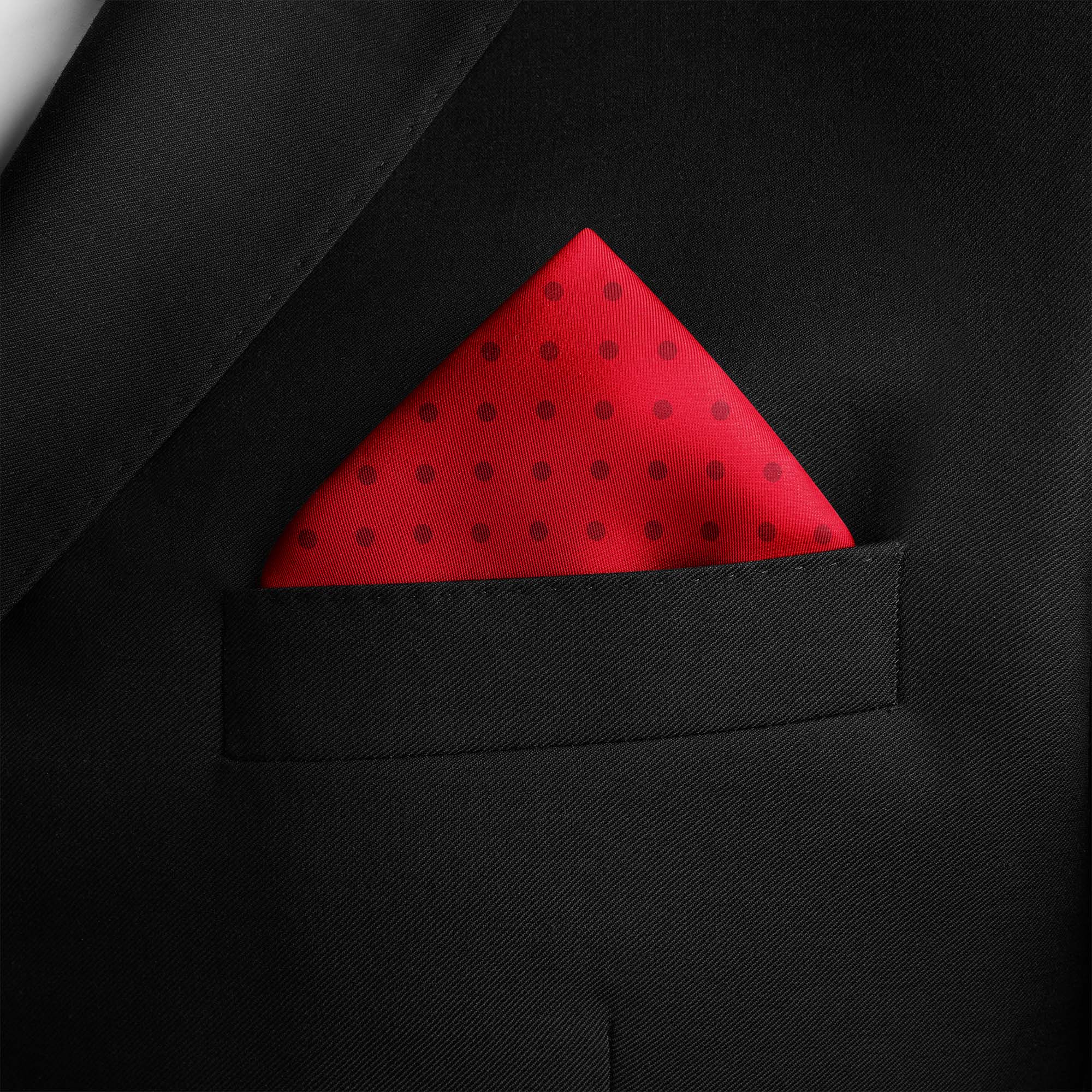 RED AND BURGUNDY SPOT SILK POCKET SQUARE RED AND BURGUNDY SPOT SILK POCKET SQUARE