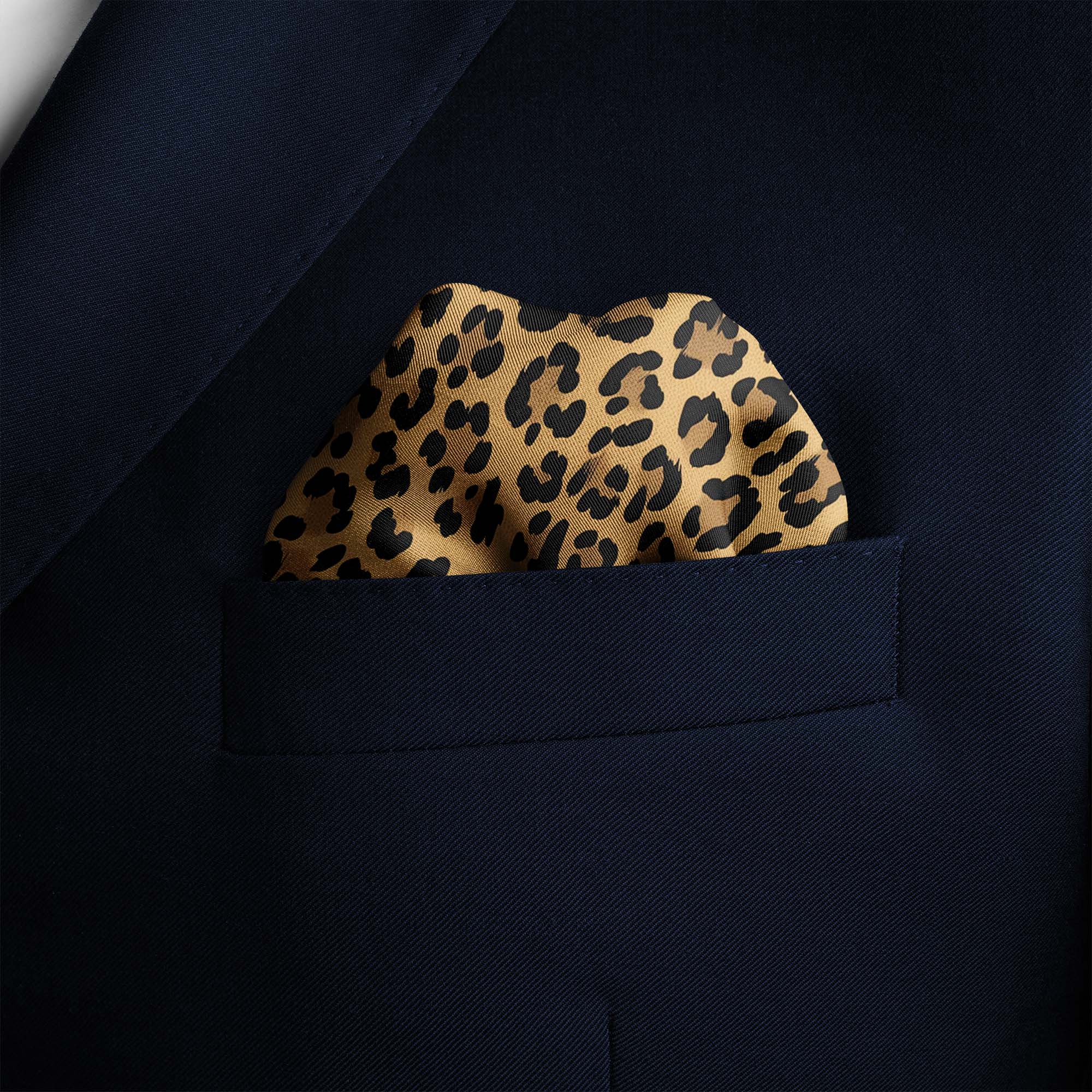 WILD ANIMAL SILK POCKET SQUARE WILD ANIMAL SILK POCKET SQUARE