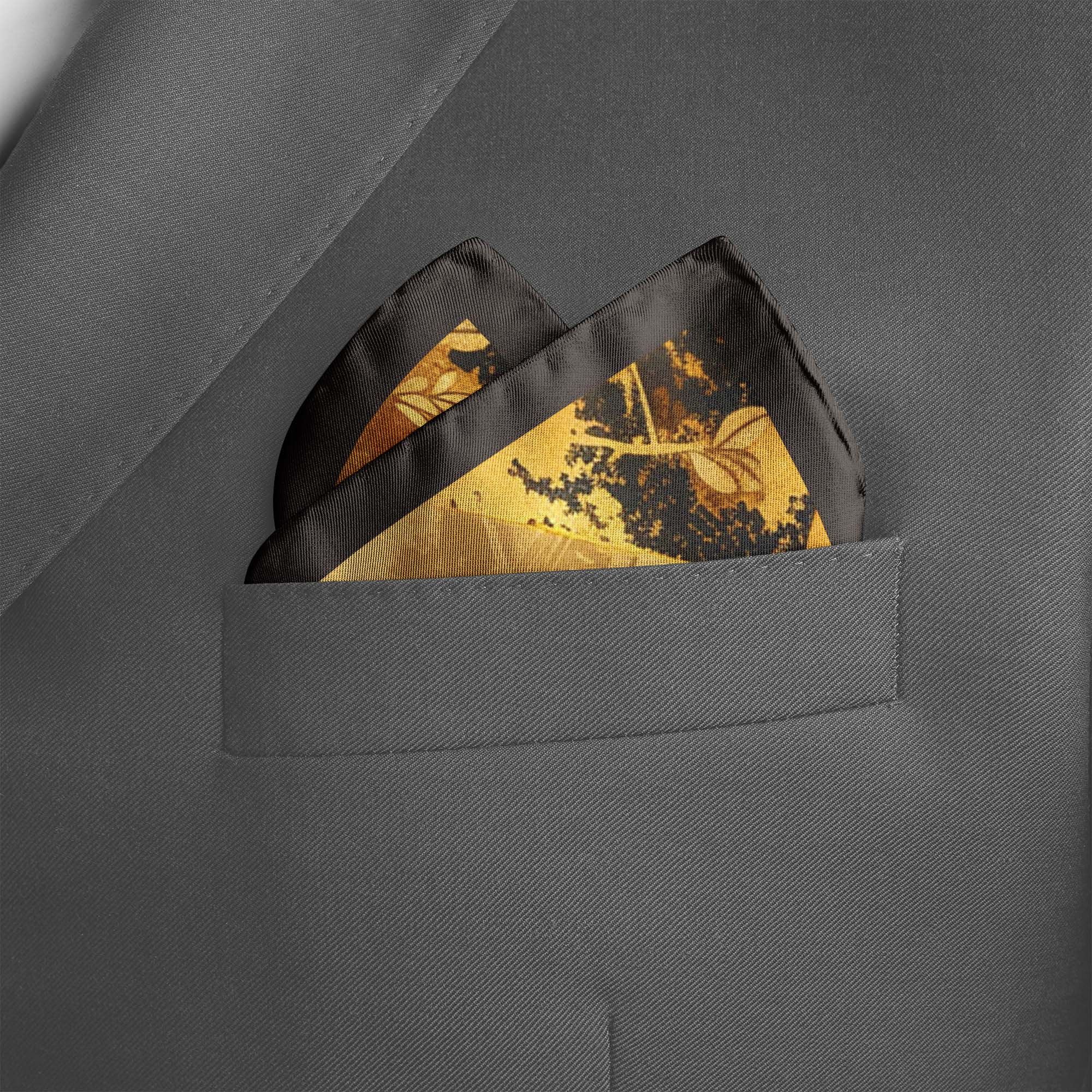 CRANE BIRDS SILK POCKET SQUARE CRANE BIRDS SILK POCKET SQUARE