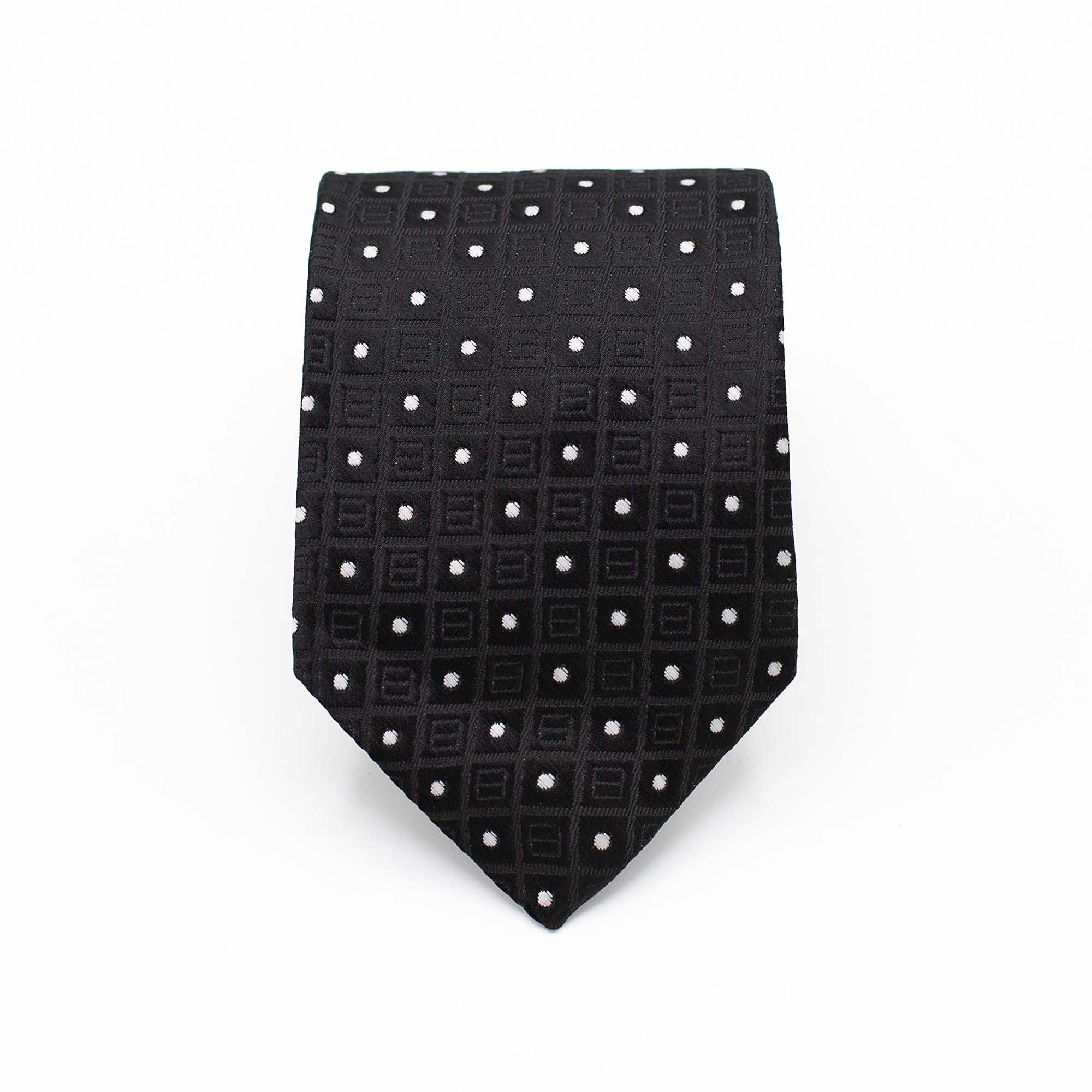 CLASSIC BLACK DOTS TIE AND POCKET SQUARE SET CLASSIC BLACK DOTS TIE AND POCKET SQUARE SET