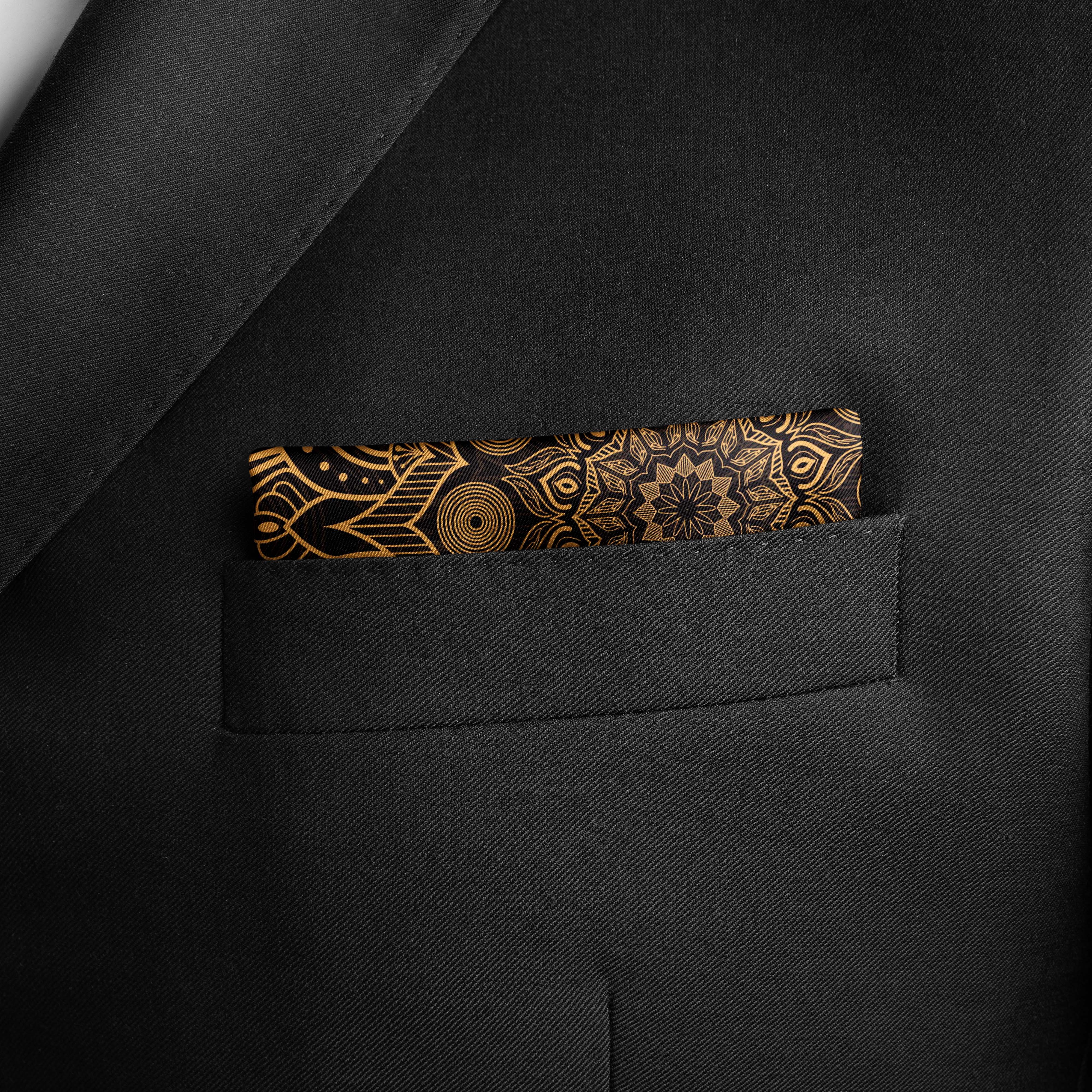 BLACK  AND GOLD ORNAMENT SILK POCKET SQUARE BLACK  AND GOLD ORNAMENT SILK POCKET SQUARE
