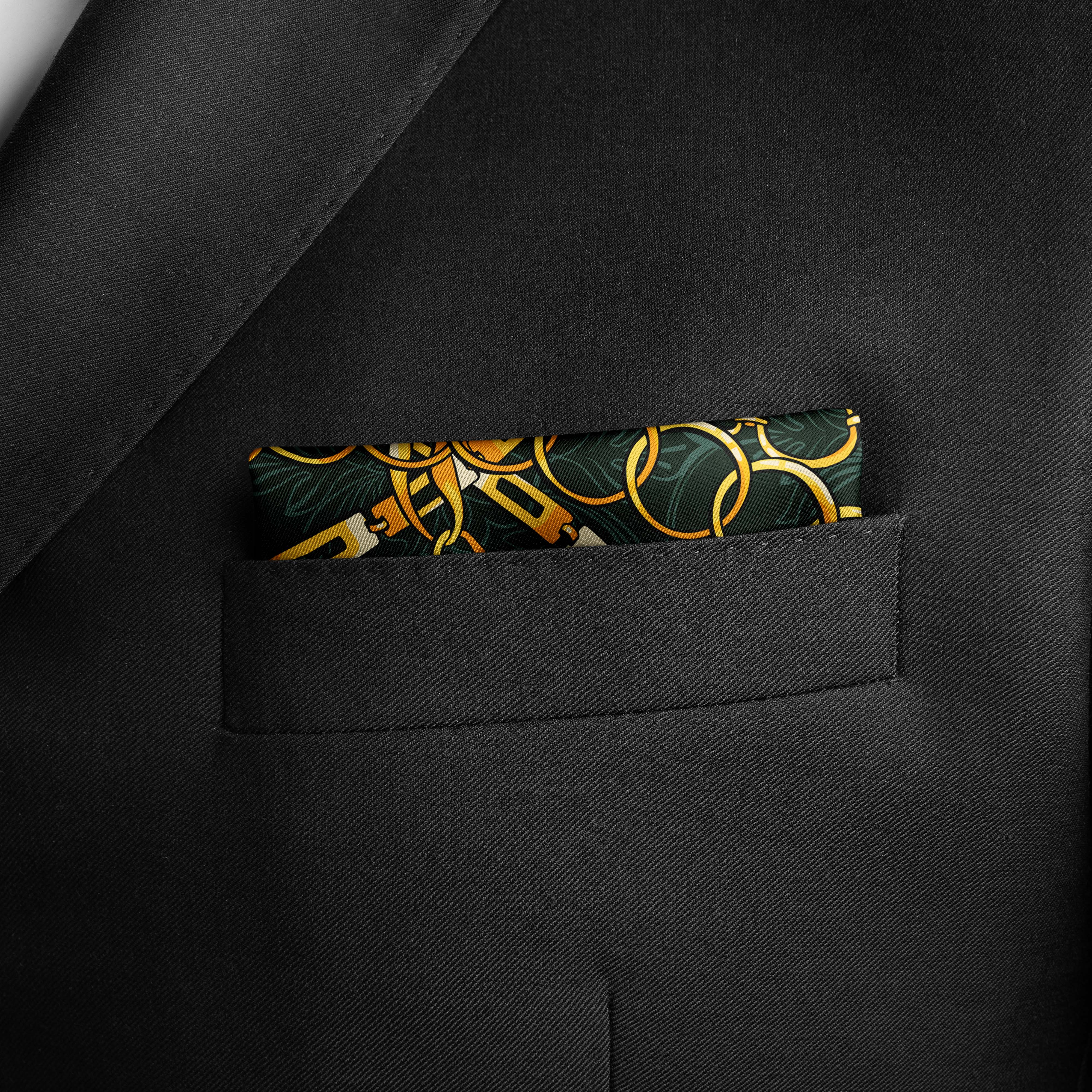 LOOP CHAIN SILK POCKET SQUARE LOOP CHAIN SILK POCKET SQUARE