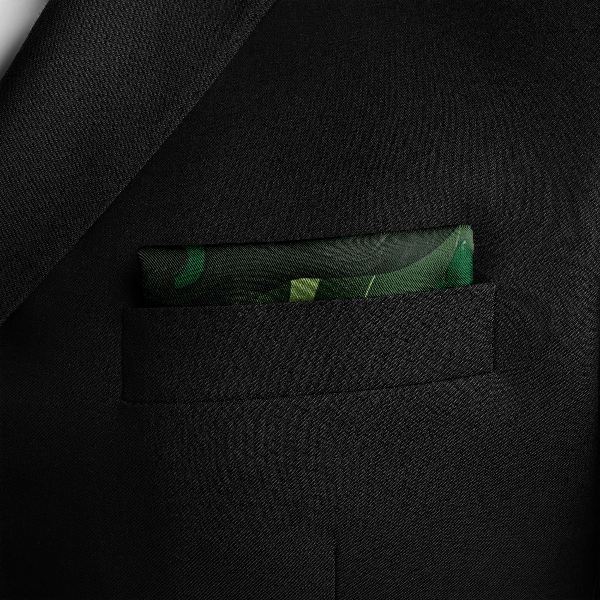THE BLACK SOVEREIGN SILK POCKET SQUARE