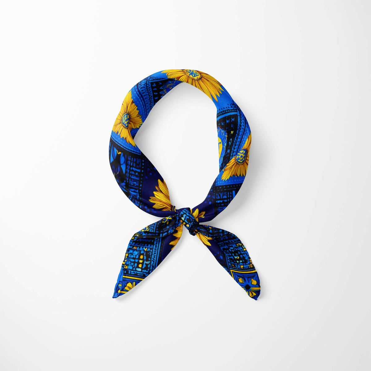 SOLARA NECK SCARF