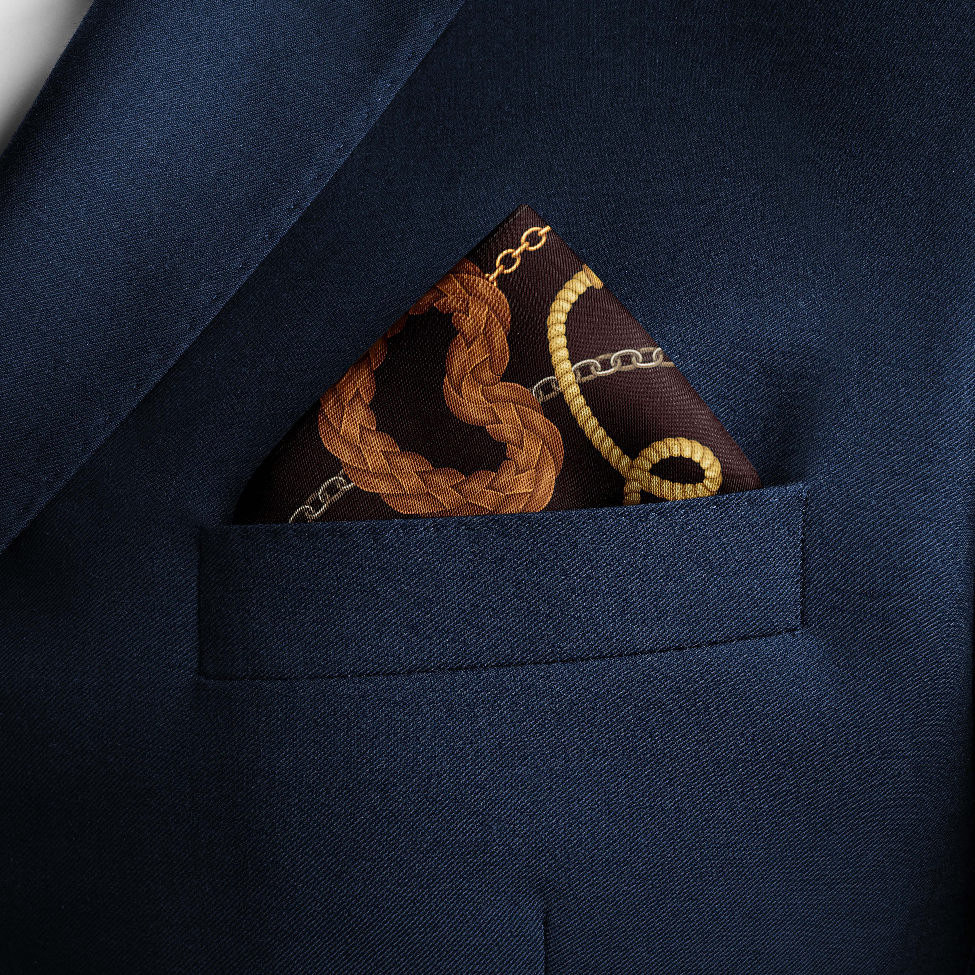SEAMLESS CHAIN PATTERN SILK POCKET SQUARE