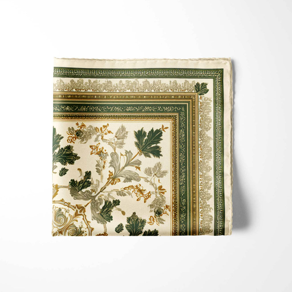 QUIET HAS FORM SILK POCKET SQUARE