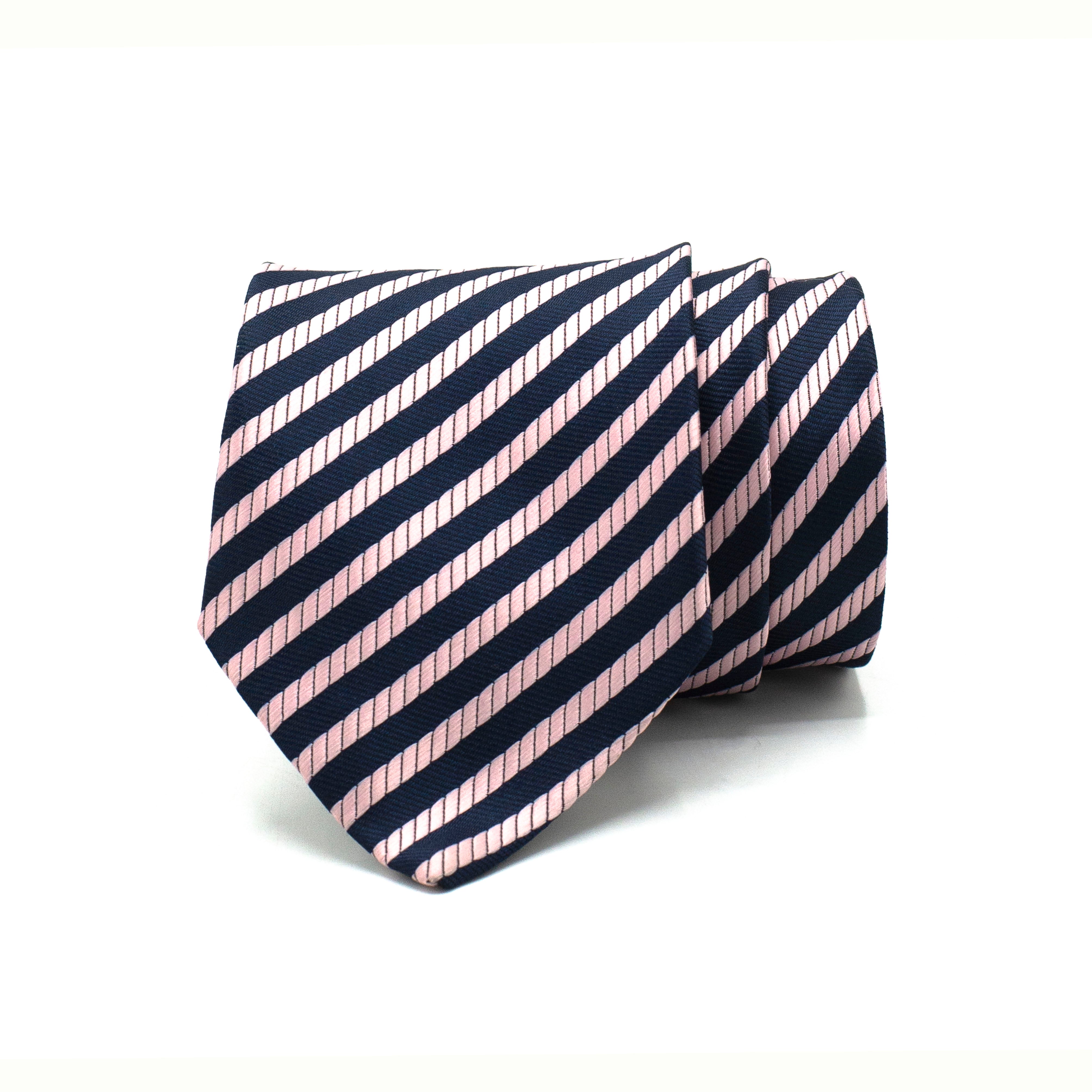 BOLD HARMONY TIE