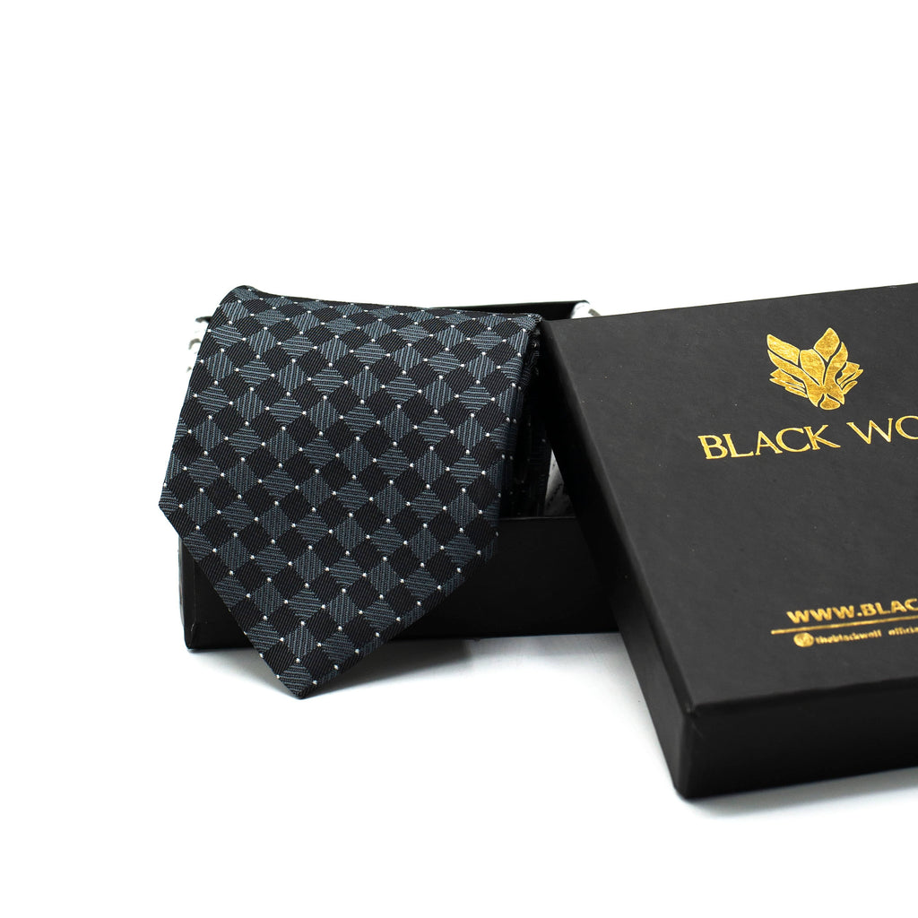 BLACK LUXE PATTERN TIE